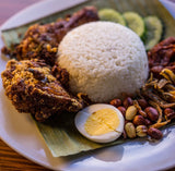 Nasi Lemak Ayam! (Coconut Rice with Fried Chicken)